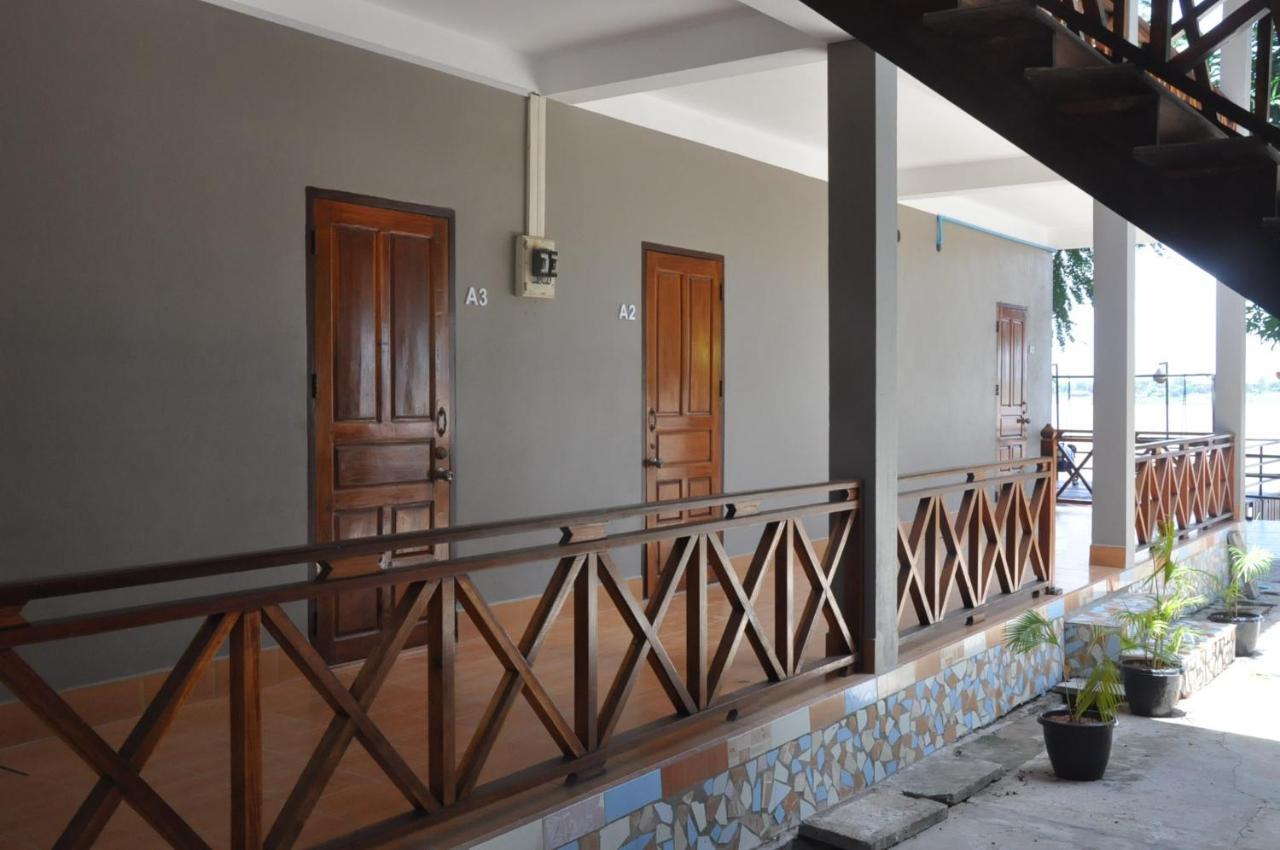 Pilgrim'S Kitchen & Inn Savannakhet Exteriér fotografie