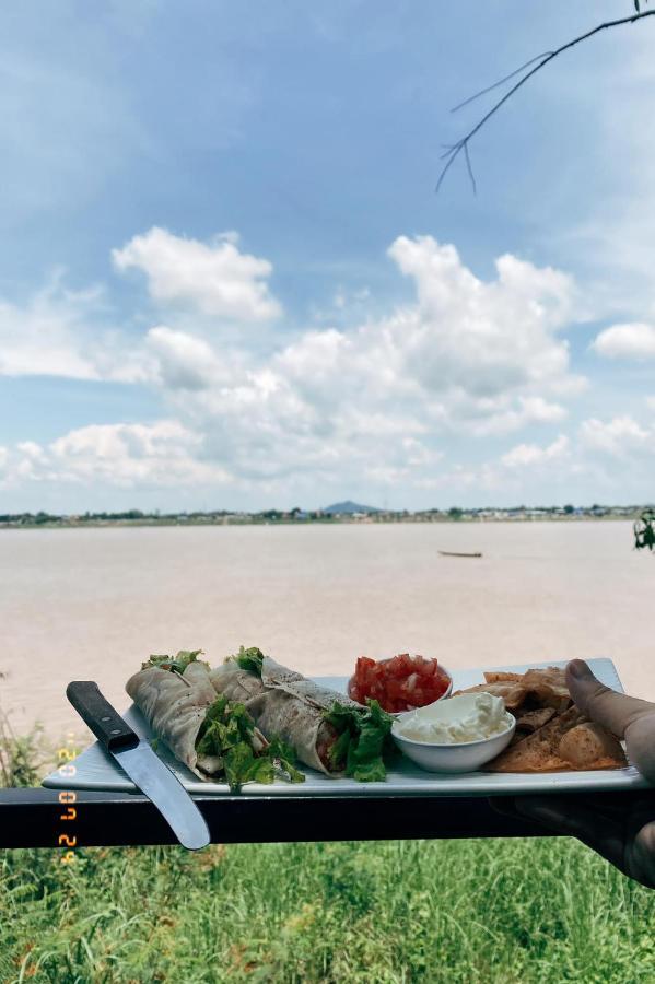 Pilgrim'S Kitchen & Inn Savannakhet Exteriér fotografie