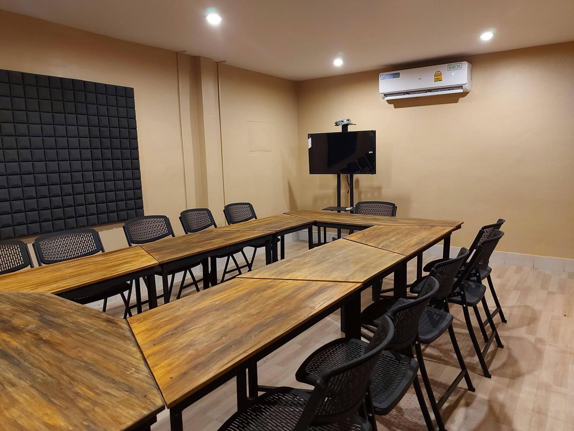 Pilgrim'S Kitchen & Inn Savannakhet Exteriér fotografie