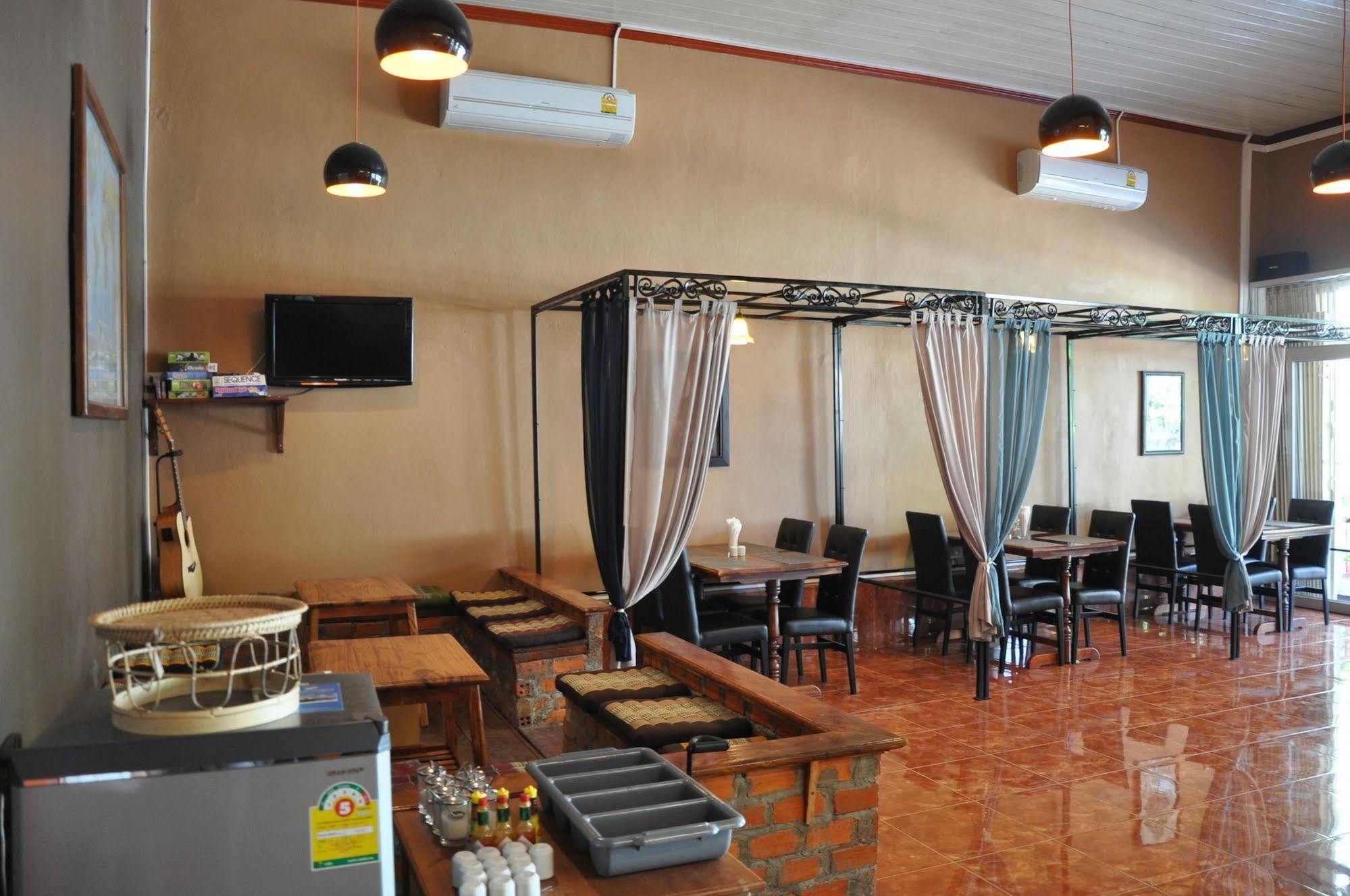 Pilgrim'S Kitchen & Inn Savannakhet Exteriér fotografie